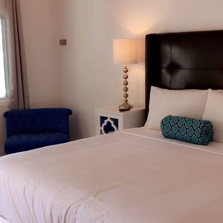 Carriage House Hotel Hamden Ngoại thất bức ảnh